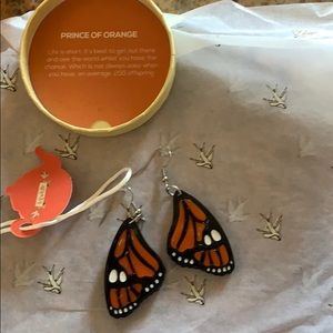 NWT Erstwilder “Prince of Orange Earrings”